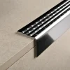 Porraskulmalista Progress Profiles Prowalk ACC 2,7m 30mm 30mm liimakiinnitettävä kiiltävä rst