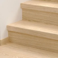 Vinyyliporrassuoja Pergo Medium Plank, 2kpl